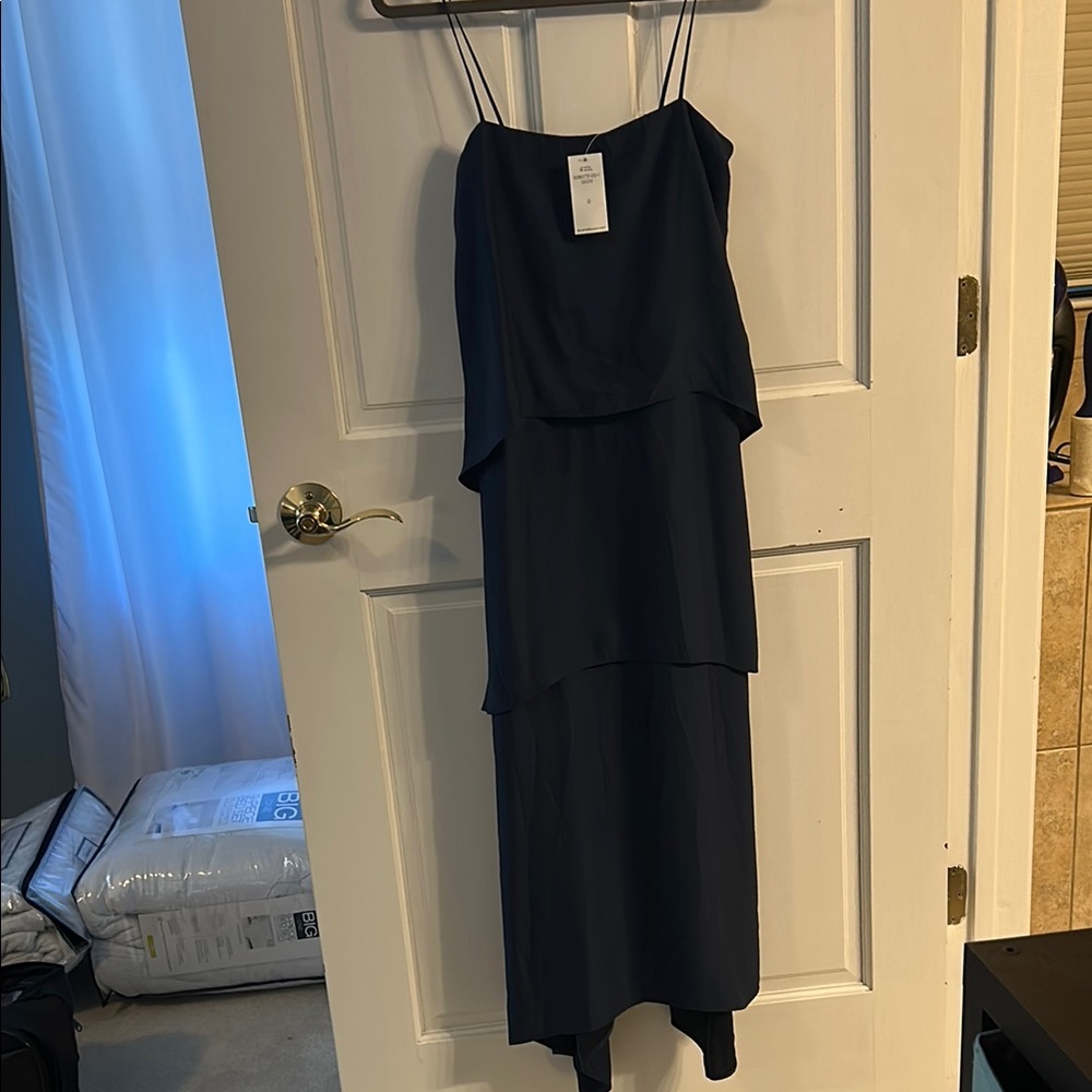 Banana Republic Elegant Navy Blue Women's Dress. 100% polyester